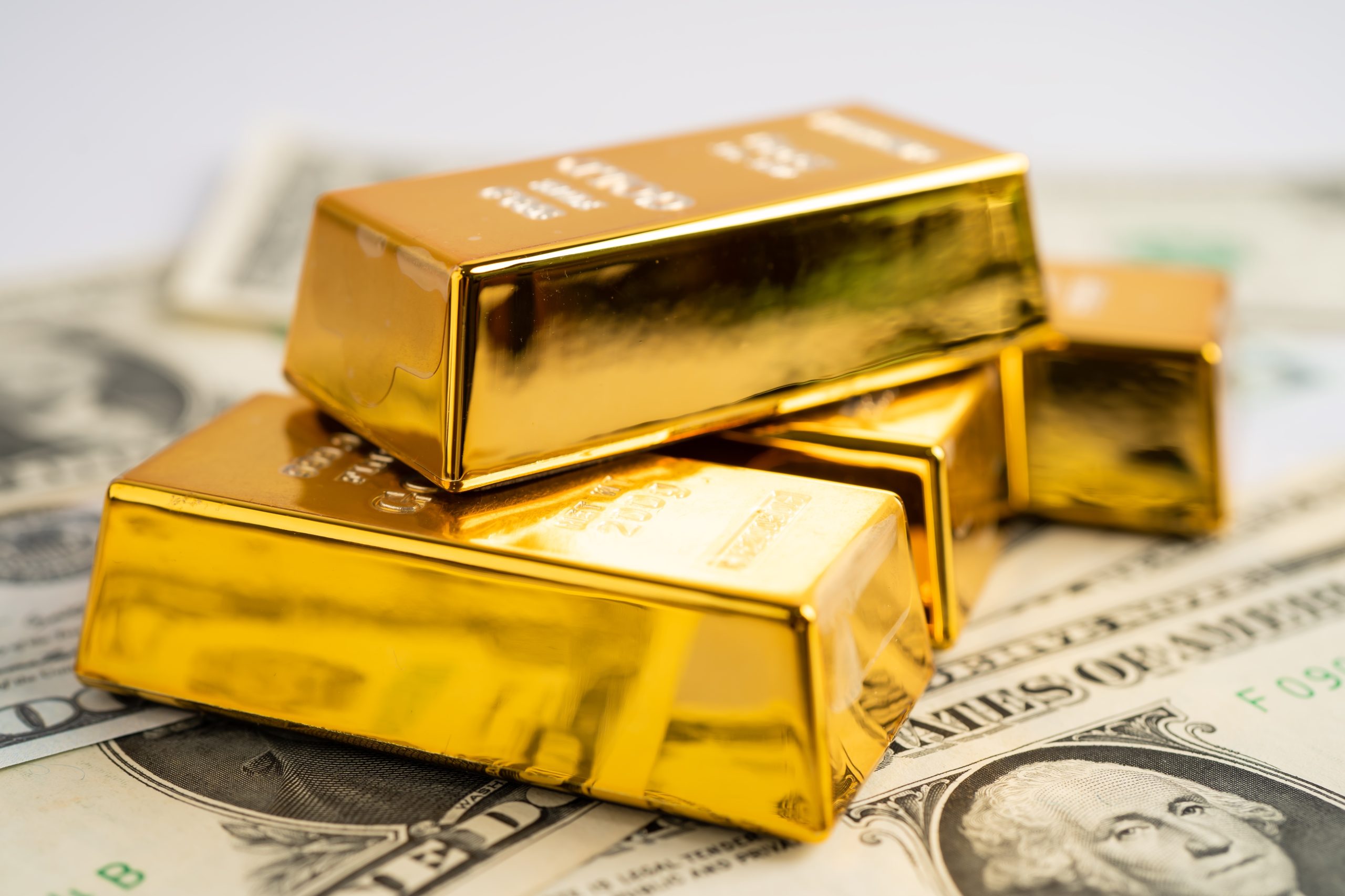 Now there are calls for $12,000 Gold – Here’s how to trade it.
